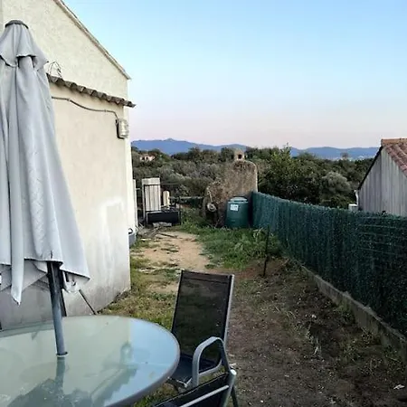 Maison Entre Mer Et Maquis * Ajaccio (Corsica)